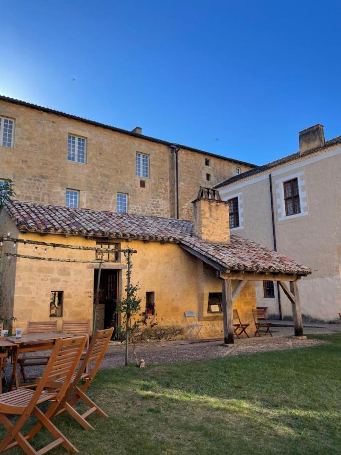 Auberge De Jeunesse Hi Cadouin Exterior foto